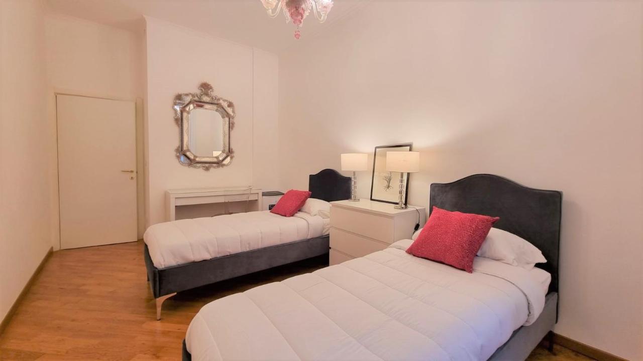 Palazzo Crispi - Boutique Apartment Trieszt Kültér fotó
