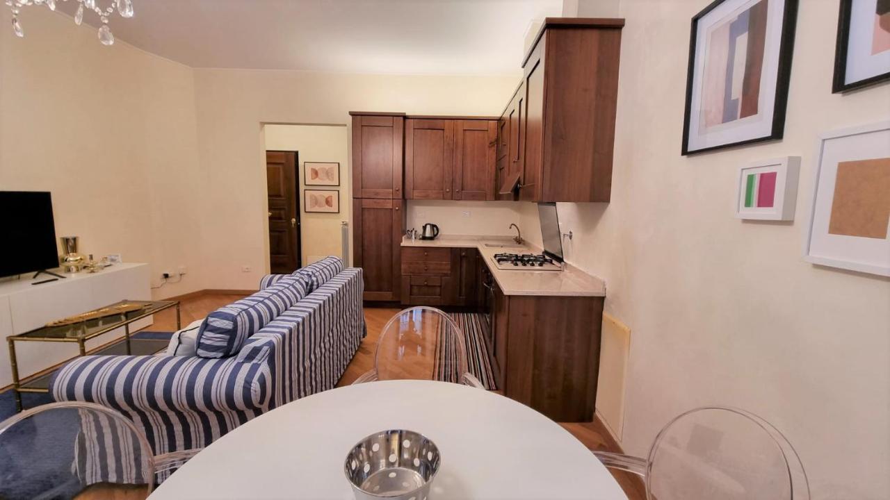 Palazzo Crispi - Boutique Apartment Trieszt Kültér fotó