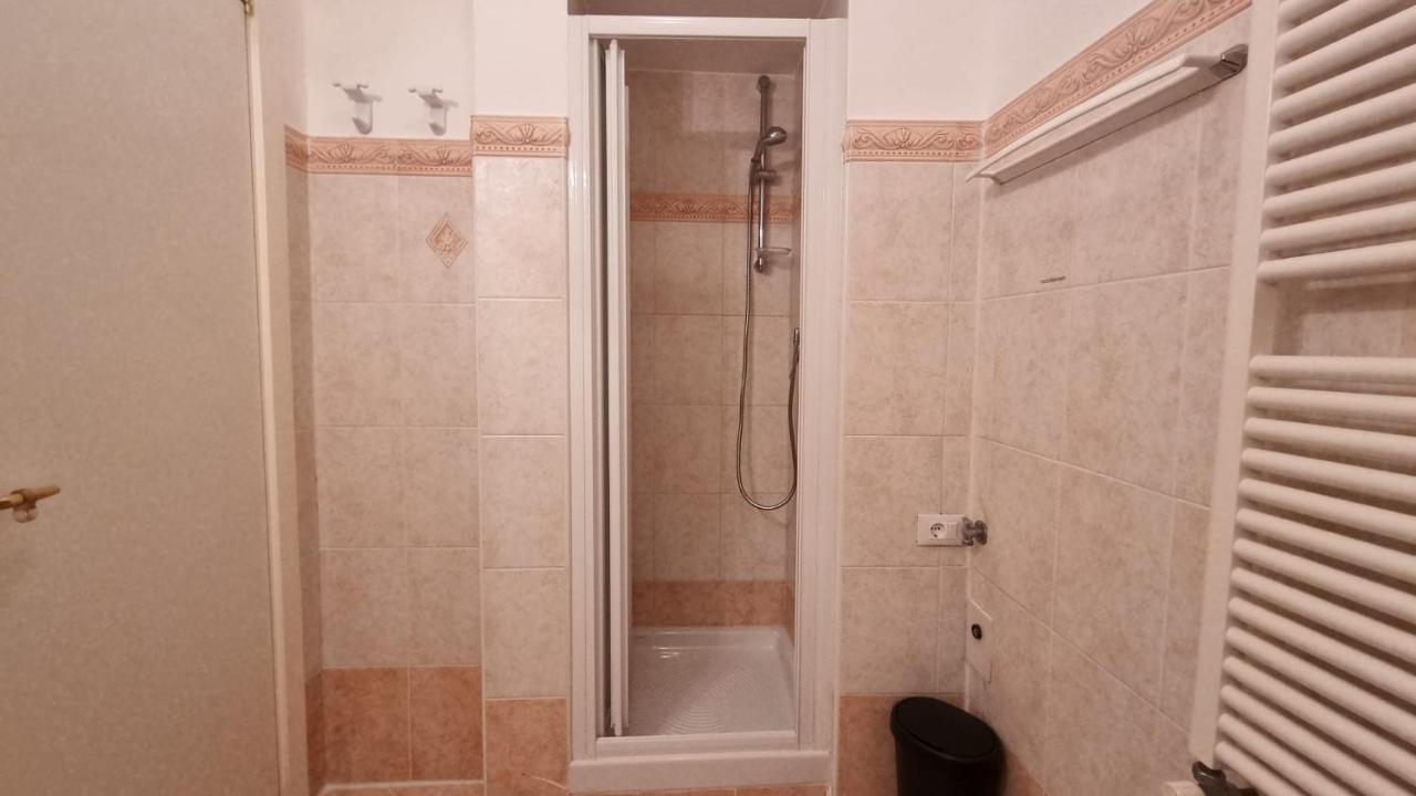 Palazzo Crispi - Boutique Apartment Trieszt Kültér fotó