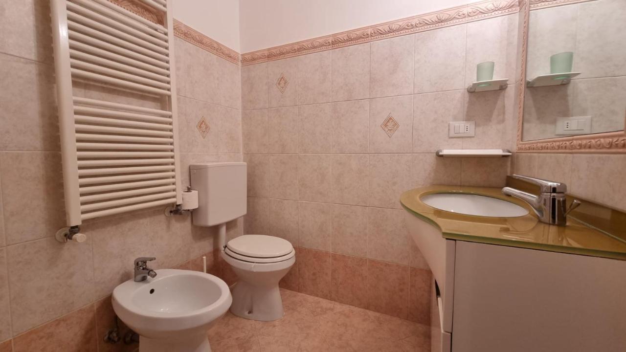 Palazzo Crispi - Boutique Apartment Trieszt Kültér fotó